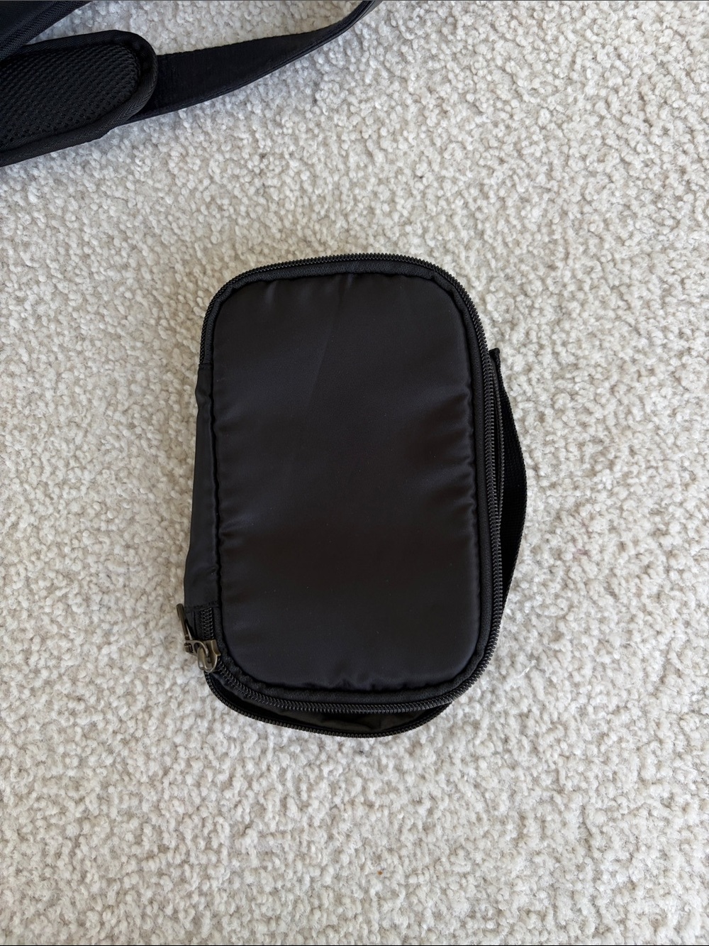 Nomad Lane Original Bento Bag – Brushed Gold Hardware Travel Personal Item Bag - Picture 7 of 10
